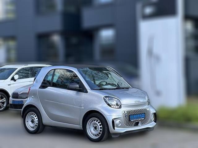 smart forTwo electric drive Coupe EQ SCHNELLLADEFUNK.